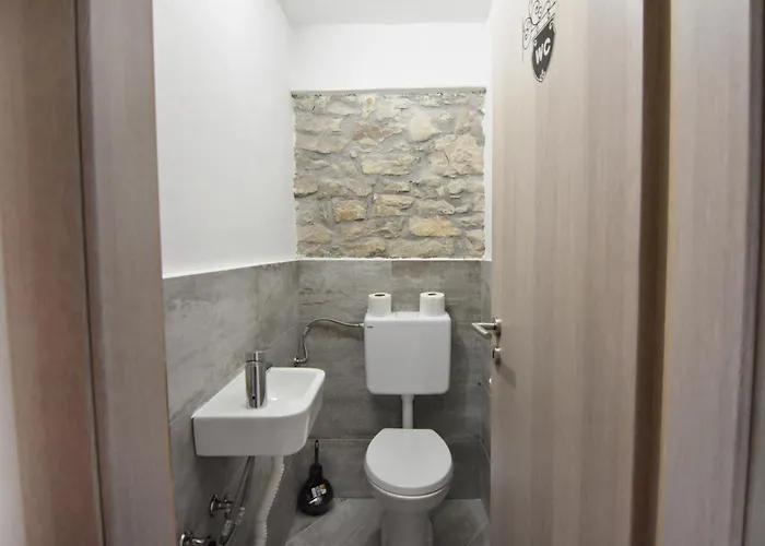 With Parking Space Plovanija, Istria - Sredisnja Istra - 23660 Apartamento Plovanija